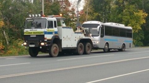 Грузовой эвакуатор