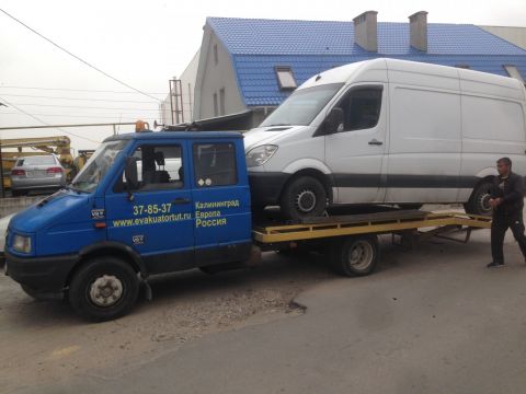 Эвакуатор Везет