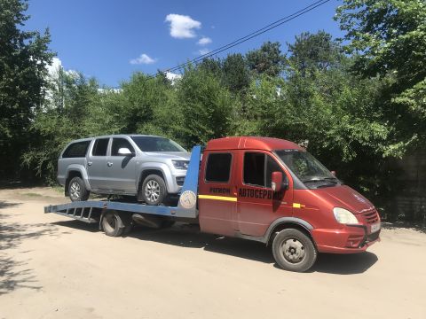 Денис Попов